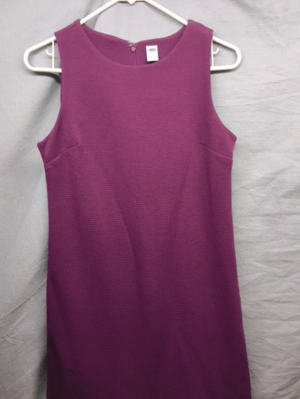 Old Navy Sleeveless Shift Dress in Plum